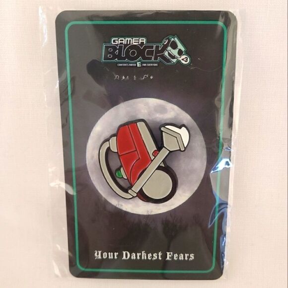 Gamer Block  Your Darkest Fears Ghost vacuum 5000 Pin - Picture 1 of 3